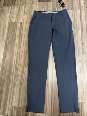 #24 Under Armour Women’s Fitted Golf Pants NWT Size 4
 Brand